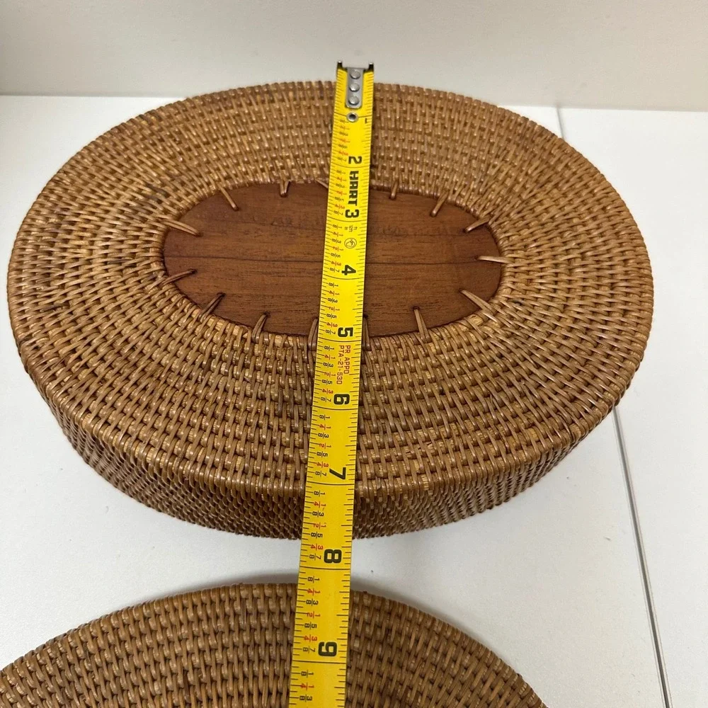 Handwoven Rattan Oval Trinket Basket Box Carved Wood Lid Figure Brown 9.5in